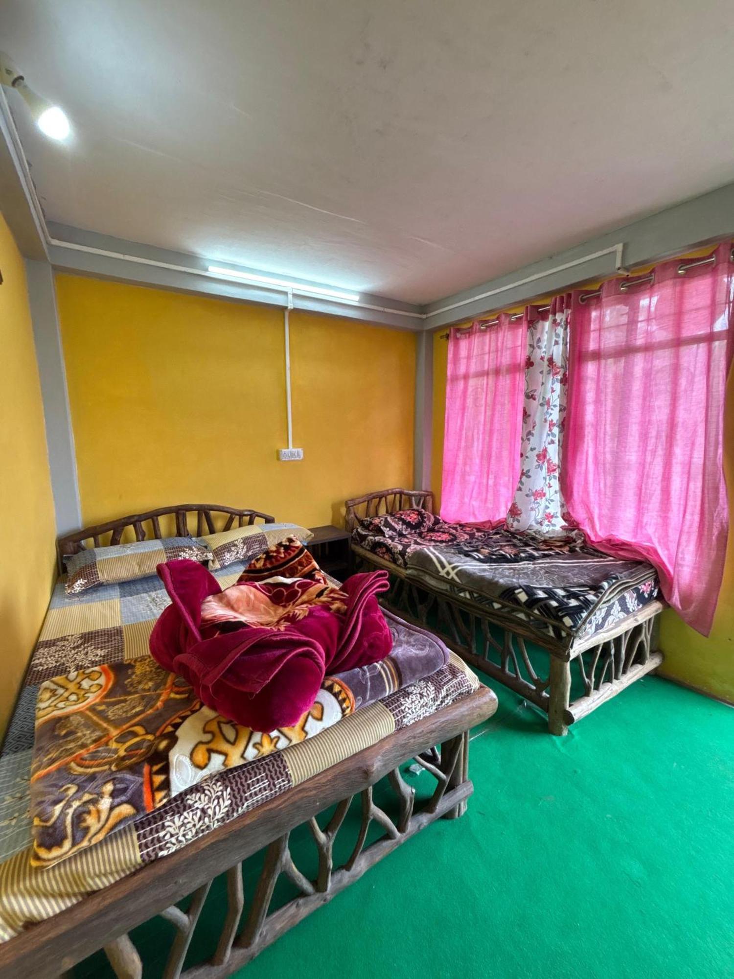 Hosanna Homestay Dardzsiling Kültér fotó